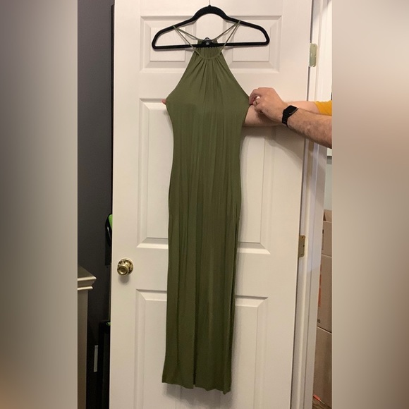 Lulu’s Casual Days Olive Green Sleeveless Maxi Dress - Picture 6 of 8